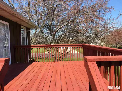 1122 Arthur Ln, Metamora, IL 61548 photo 4