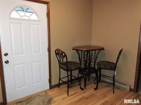 172 James Dr # C, Macomb, IL 61455 photo 14