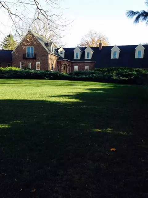 805 Compton Park, Macomb, IL 61455 photo 1