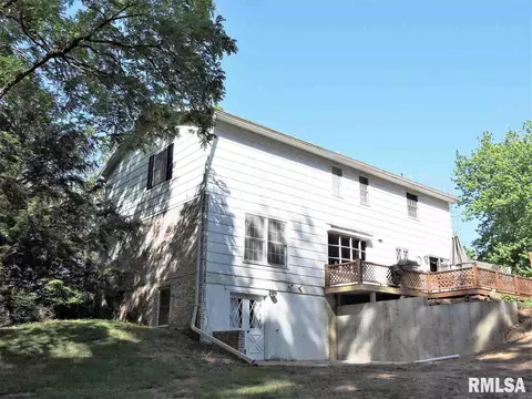 32 Elmo Dr, Macomb, IL 61455 photo 33