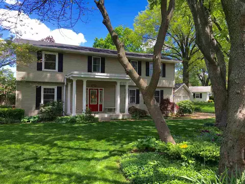 700 Auburn Dr, Macomb, IL 61455 photo 32