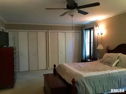 700 Auburn Dr, Macomb, IL 61455 photo 24
