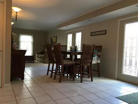 700 Auburn Dr, Macomb, IL 61455 photo 10