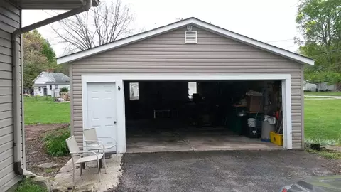 1109 E Calhoun, Macomb, IL 61455 photo 12