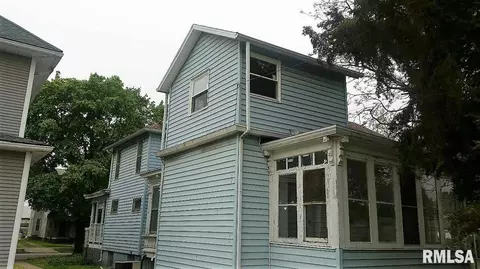 509 S Main St, Canton, IL 61520 photo 1