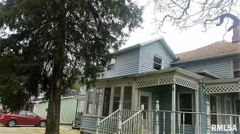 509 S Main St, Canton, IL 61520 photo 2