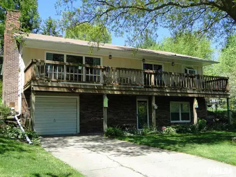 1419 Debbie Ln, Macomb, IL 61455 photo 1