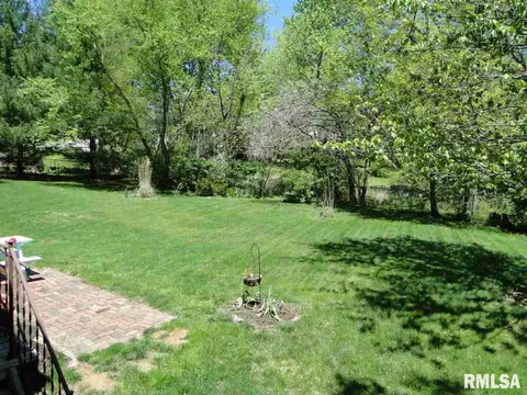 1419 Debbie Ln, Macomb, IL 61455 photo 30