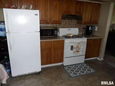 1429 E Tripp, Peoria, IL 61603 photo 11