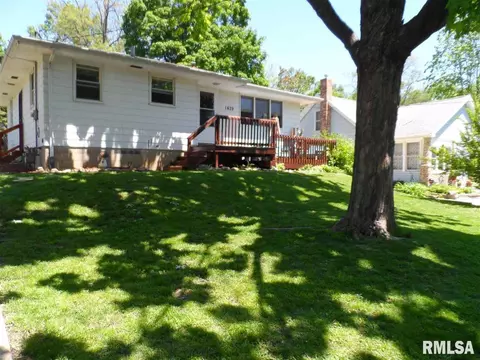 1429 E Tripp, Peoria, IL 61603 photo 2