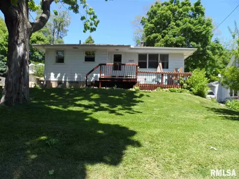 1429 E Tripp, Peoria, IL 61603 photo 1