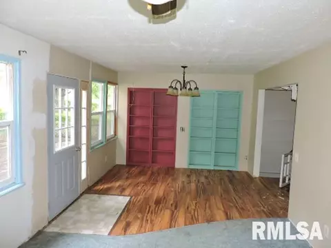 204 W Hill St, Eureka, IL 61530 photo 12