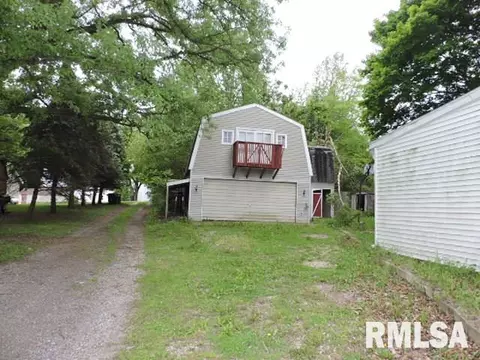 204 W Hill St, Eureka, IL 61530 photo 6