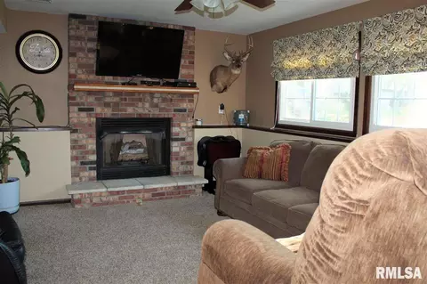 4600 S King Arthur Ct, Mapleton, IL 61547 photo 32
