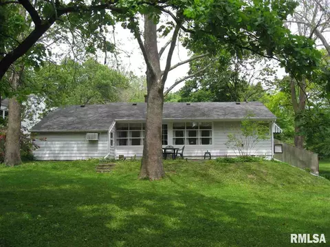 1339 Parkview Dr, Macomb, IL 61455 photo 17