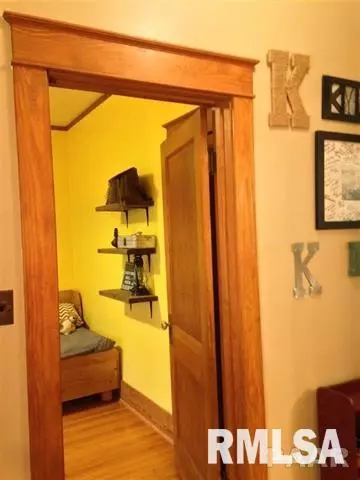 304 E Harrison St, Eureka, IL 61530 photo 7
