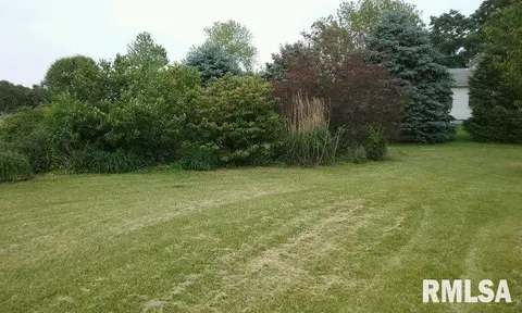 24488 E Rawalt, Canton, IL 61520 photo 17