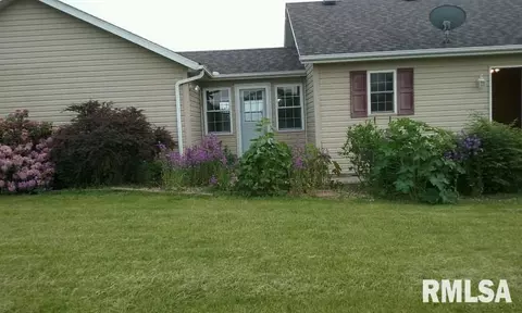 24488 E Rawalt, Canton, IL 61520 photo 10