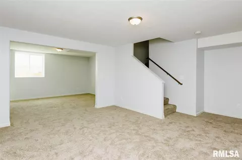 1103 Devon, Washington, IL 61571 photo 32