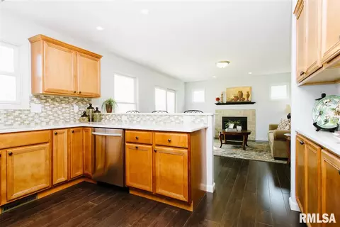 1103 Devon, Washington, IL 61571 photo 13