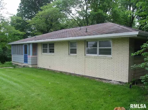 815 N Charles St, Macomb, IL 61455 photo 24