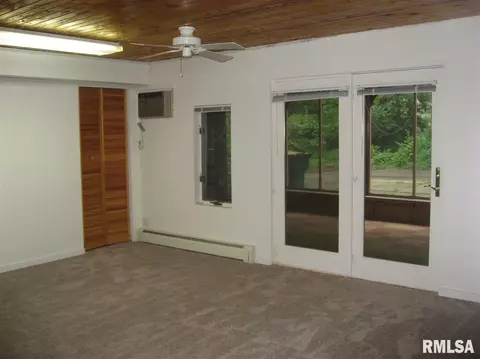 815 N Charles St, Macomb, IL 61455 photo 22