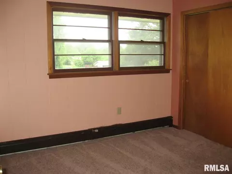 815 N Charles St, Macomb, IL 61455 photo 13