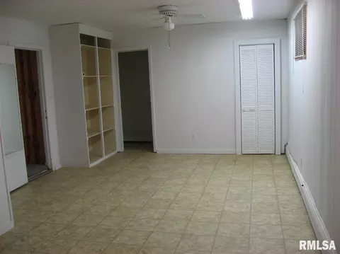 815 N Charles St, Macomb, IL 61455 photo 17