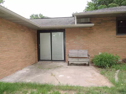 213 E Sheridan St, Manito, IL 61546 photo 20