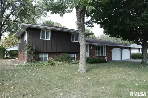 207 E Glendale, Manito, IL 61546 photo 8