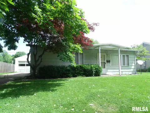 114 Barsi Blvd, Macomb, IL 61455 photo 1