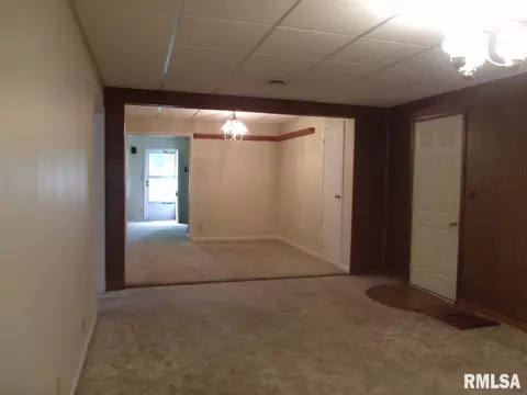 114 Barsi Blvd, Macomb, IL 61455 photo 6