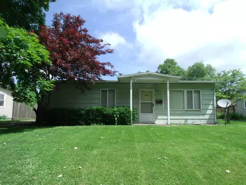 114 Barsi Blvd, Macomb, IL 61455 photo 11