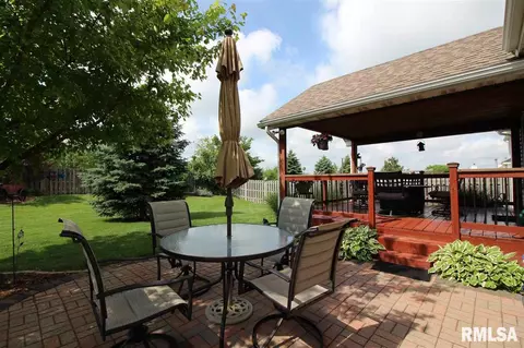 2304 W Marks Pl, Dunlap, IL 61525 photo 32