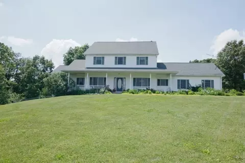 15771 King, Danvers, IL 61732 photo 1