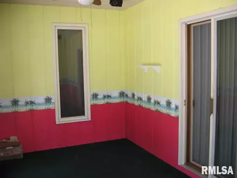 1300 Carolbeth St, Macomb, IL 61455 photo 14