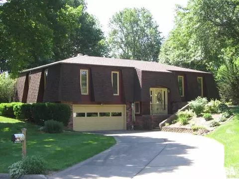 1300 Carolbeth St, Macomb, IL 61455 photo 18