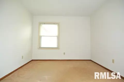 112 Beloit Rd, Marquette Heights, IL 61554 photo 21