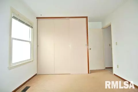 112 Beloit Rd, Marquette Heights, IL 61554 photo 23