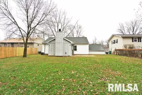 112 Beloit Rd, Marquette Heights, IL 61554 photo 35