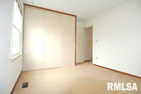 112 Beloit Rd, Marquette Heights, IL 61554 photo 22