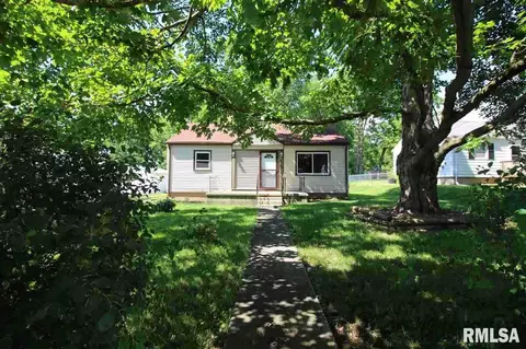 203 W Sunny Ln, Eureka, IL 61530 photo 1