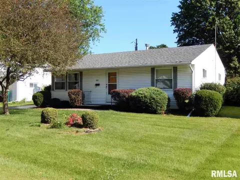 826 Bobby, Macomb, IL 61455 photo 1