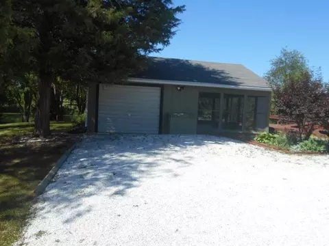 15544 E Geronimo Dr, Cuba, IL 61427 photo 4