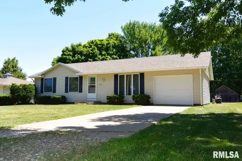 304 N 3rd St, Dunlap, IL 61525 photo 2