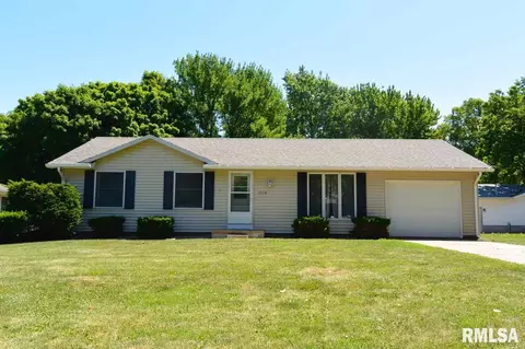 304 N 3rd St, Dunlap, IL 61525 photo 1