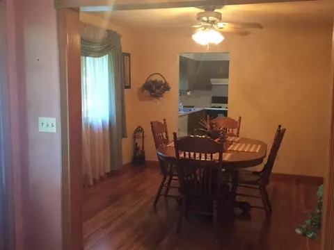 548 Oak, Metamora, IL 61548 photo 9