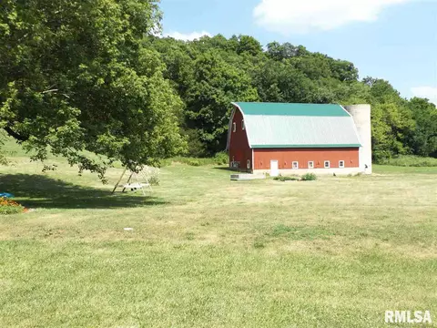 726 Banta Rd, Lowpoint, IL 61545 photo 7