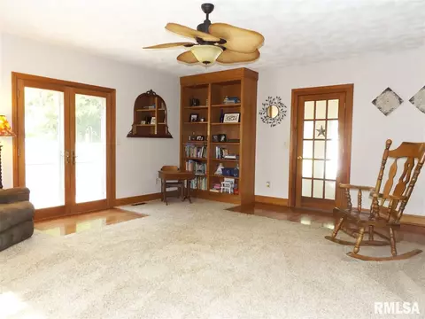 726 Banta Rd, Lowpoint, IL 61545 photo 13