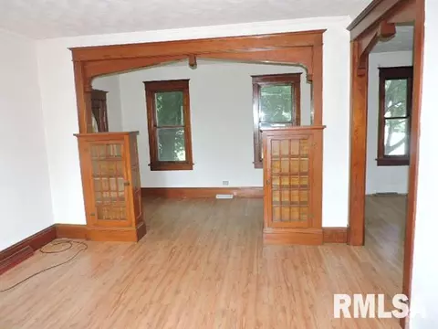 303 Linn St, Benson, IL 61516 photo 7
